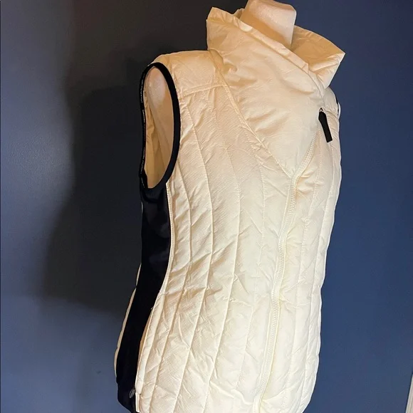 Calvin Klein puffy vest, cream with black side panels ans trim, stunning, cozy - Picture 17 of 17